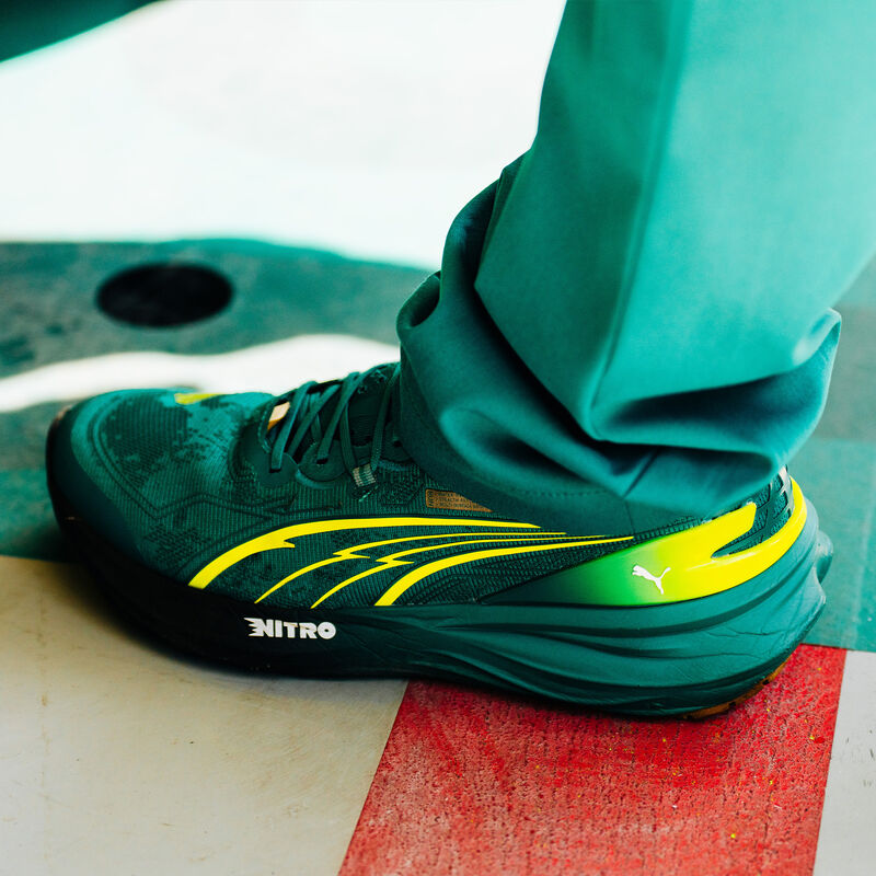 AMF1 RP ForeverRun NITRO 2 WTR - Green Lux-Lime Shimmer