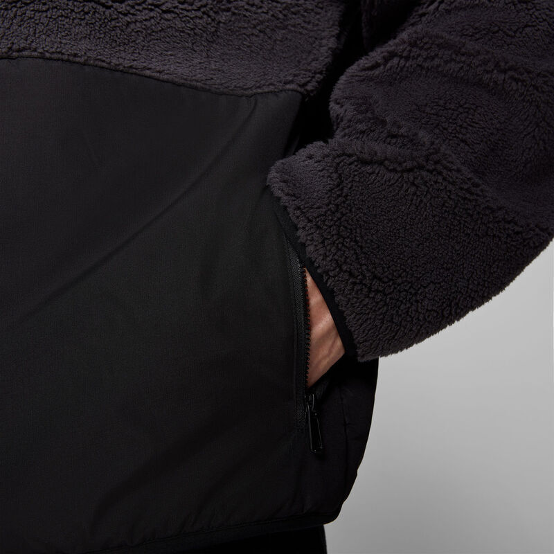 AMF1 FW TECH SHERPA JACKET - black
