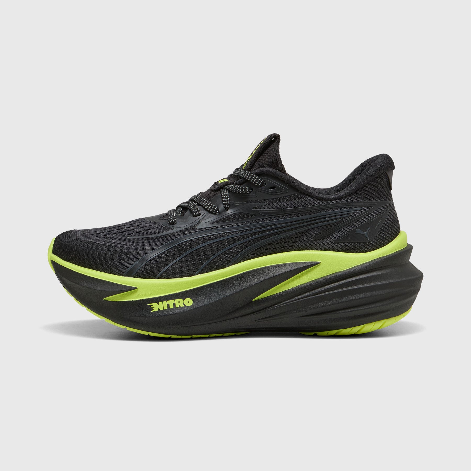 Shop | Women's MagMax NITRO 2™ Shoes pumablack | Aston Martin F1 Team